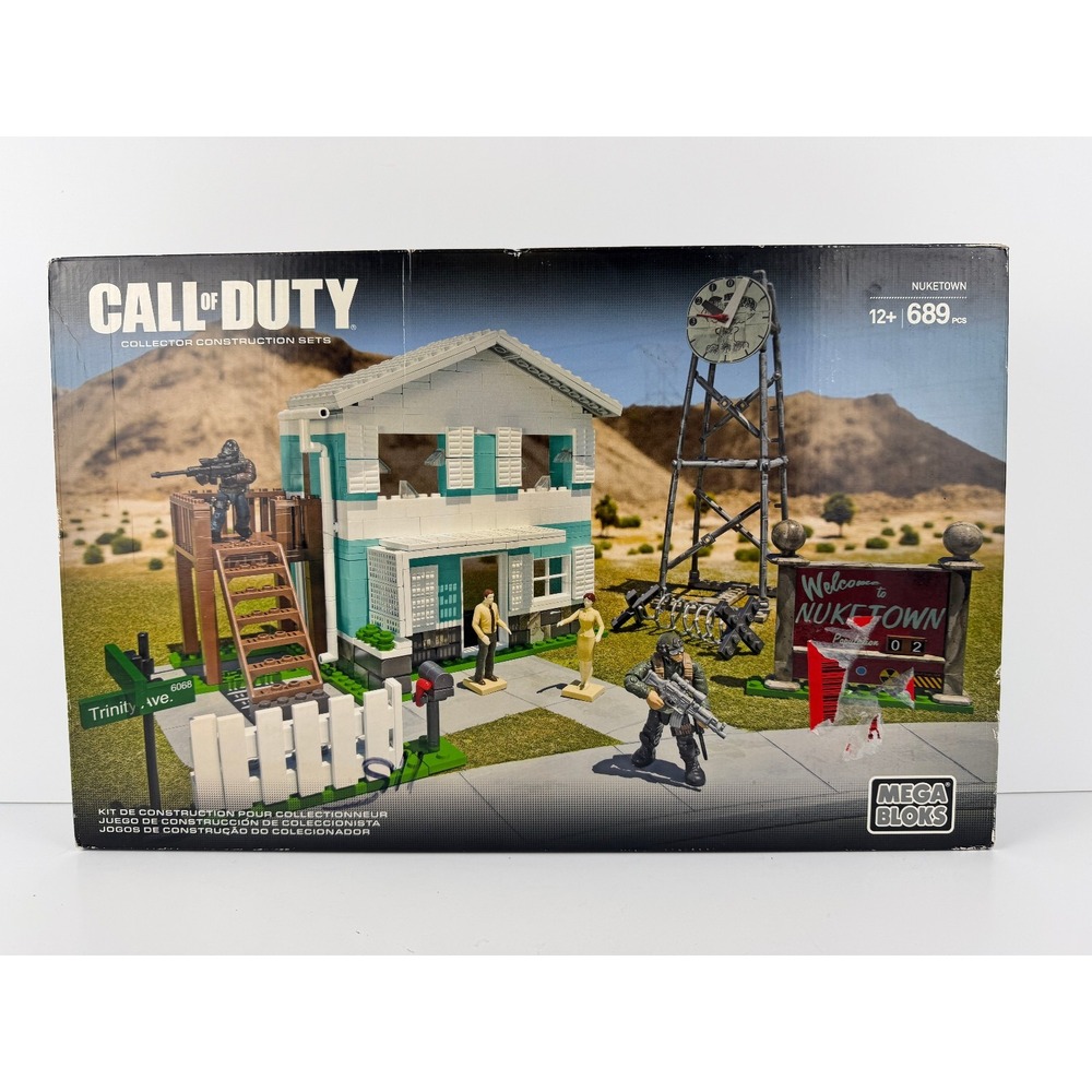 Mega Bloks Call of Duty Nuketown Play Set 689 Pieces Brand New B4